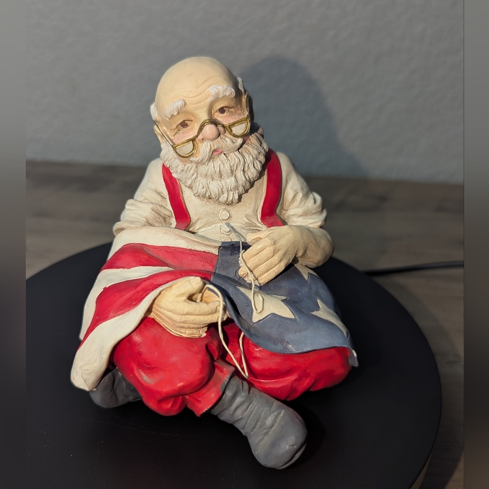 Midwest Of Cannon Falls Santa Sewing The American Flag